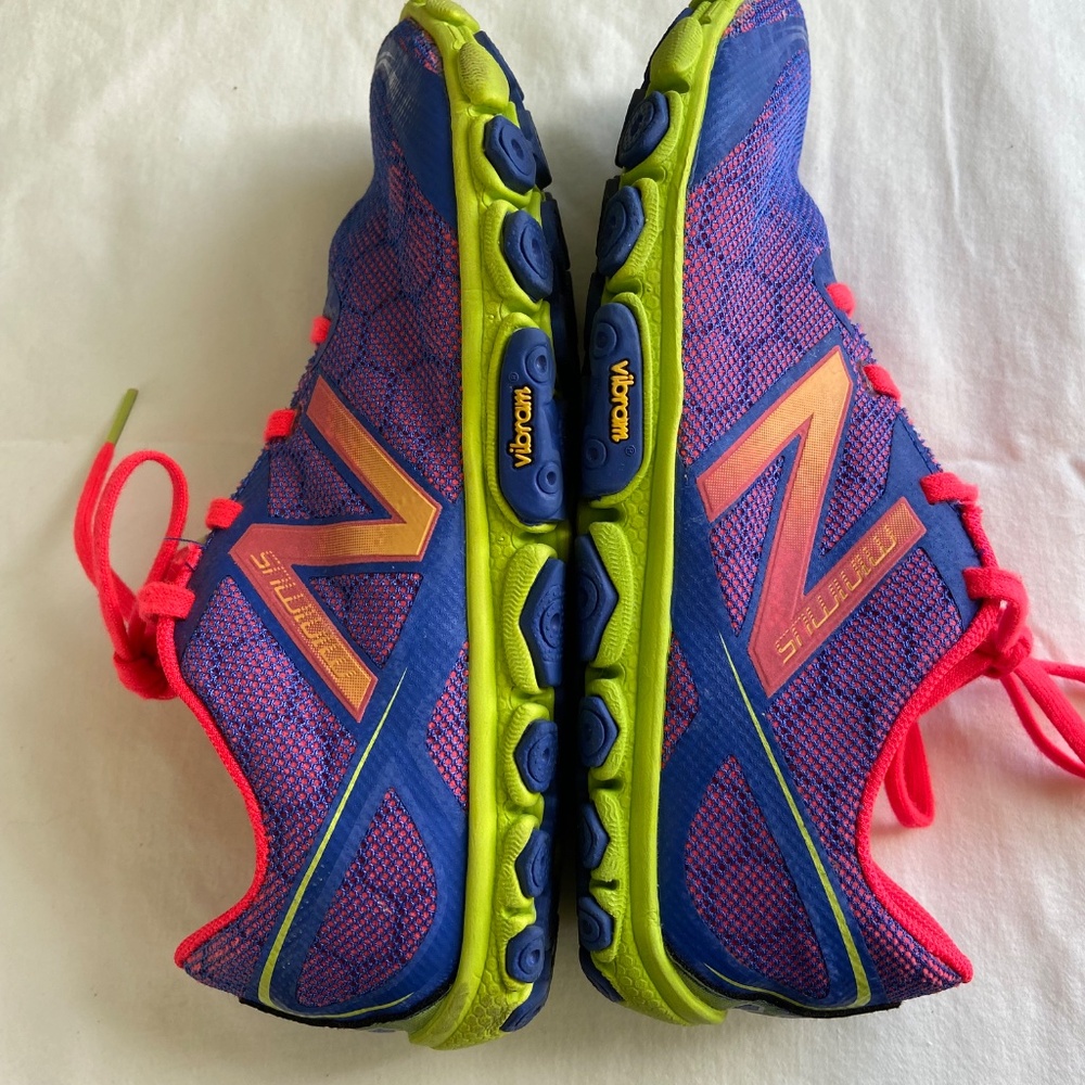 New Balance - Picture 2 of 8